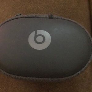 💥SALE! 💥 Authentic Beats Wireless Earbuds!